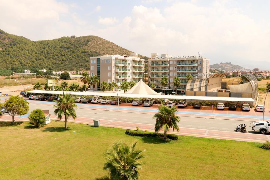 גאזיפאשה Grand Akca Hotel מראה חיצוני תמונה